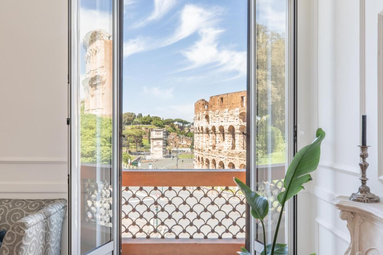 Iflat Unforgettable In Front Of Colosseum Roma Exterior foto